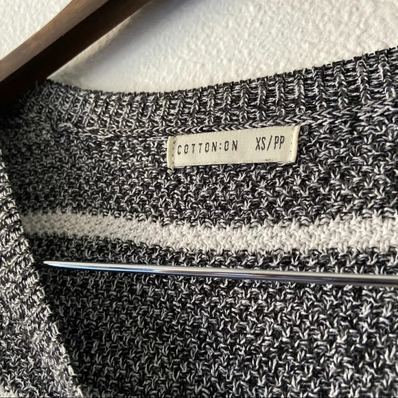 Striped Cozy Knit Sweater Like New Size XS Hi-Lo Extra Small COTTON ON - Picture 5 of 7